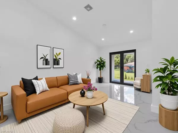 Lehigh Acres, FL 33973,4917/4919 Leonard BLVD S