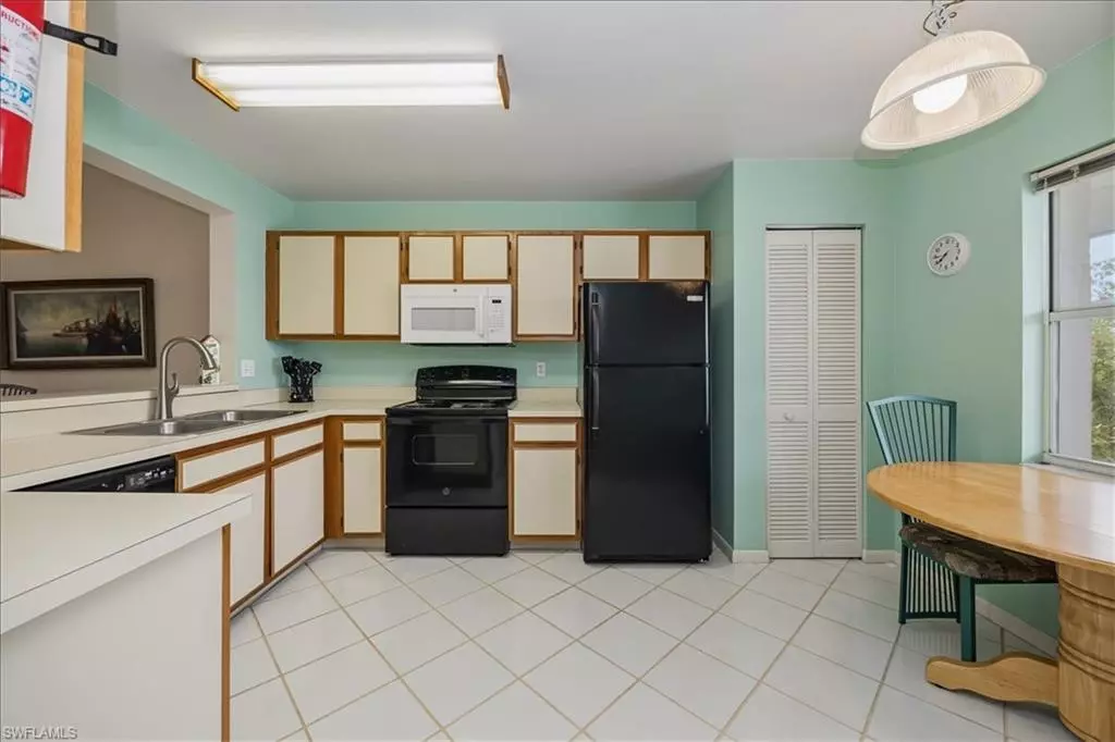 Naples, FL 34116,1343 Churchill CIR #H202