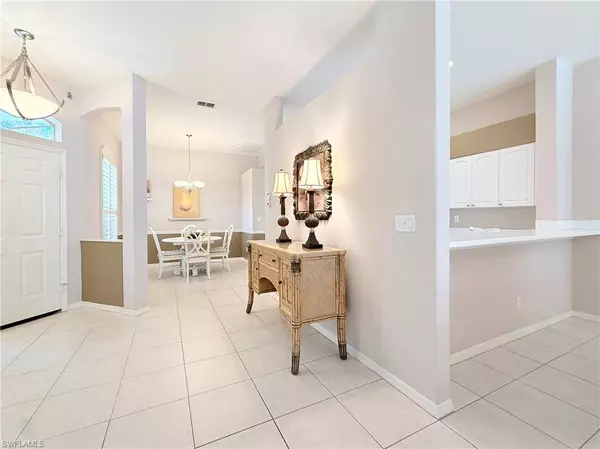 Naples, FL 34112,8744 Naples Heritage DR #E28