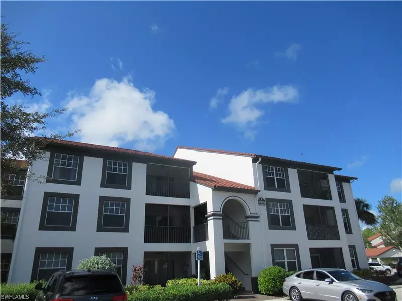 7965 Preserve CIR #732, Naples, FL 34119