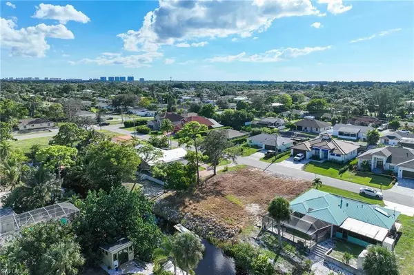 27298 Jolly Roger LN, Bonita Springs, FL 34109