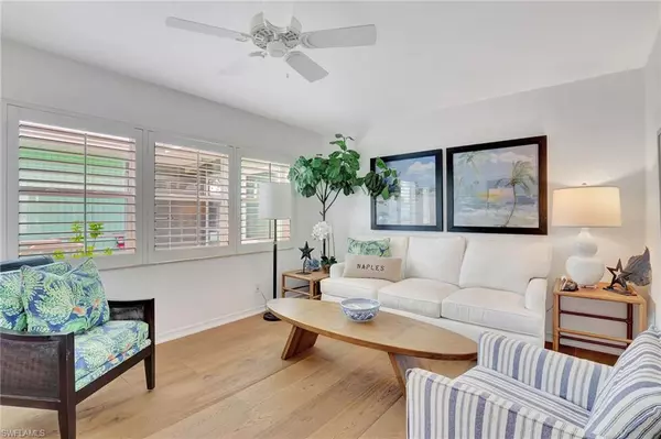 285 8th AVE S #285, Naples, FL 34102