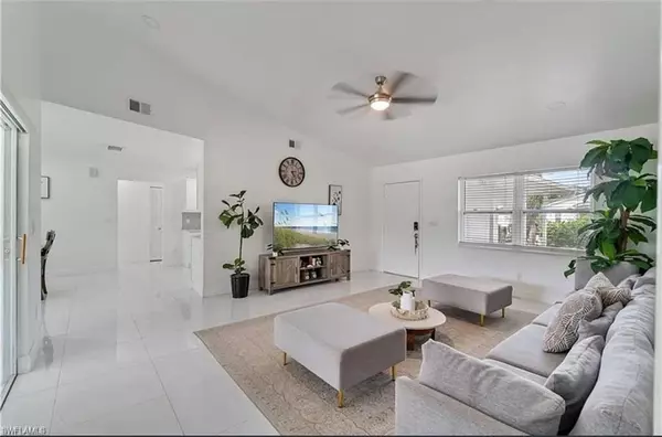 Naples, FL 34110,96 Wickliffe DR