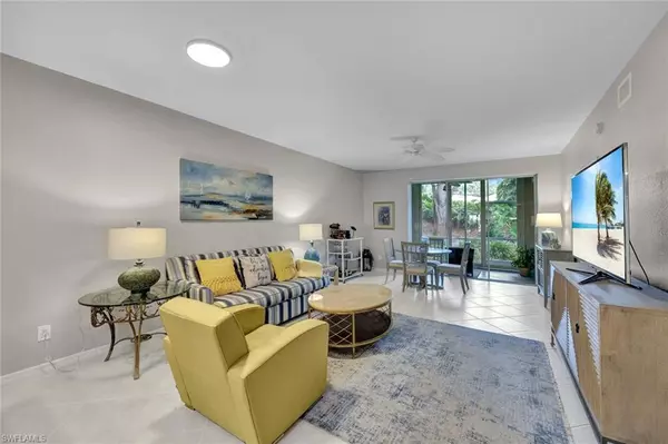 Naples, FL 34108,859 Tanbark DR #103
