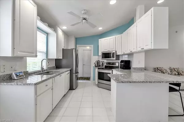 Naples, FL 34109,4055 Los Altos CT