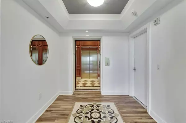 Naples, FL 34114,1060 Borhese LN #2001