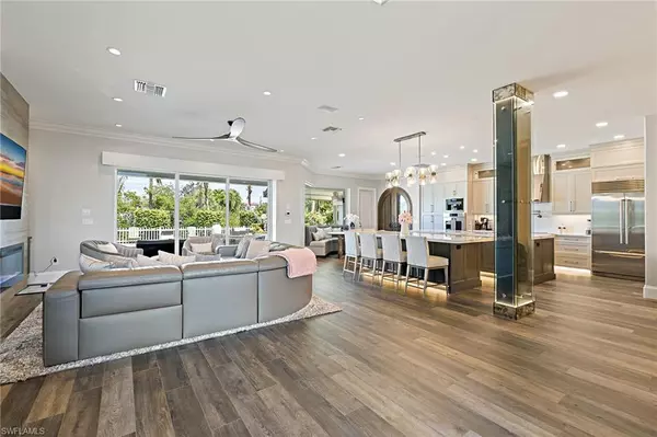 Naples, FL 34102,1435 Osprey AVE