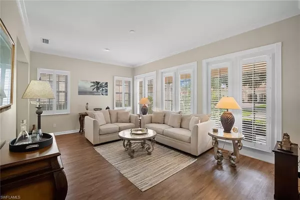 Naples, FL 34119,2888 Hatteras WAY
