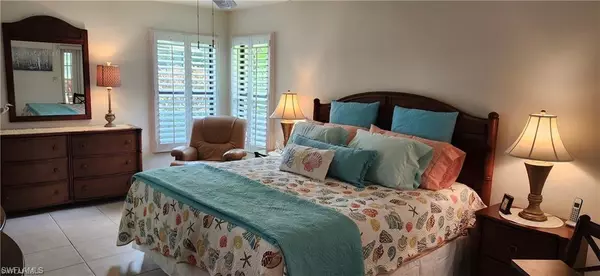Naples, FL 34104,841 Kings WAY