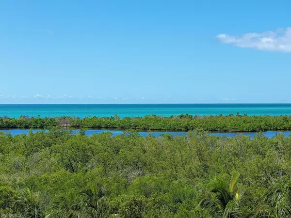 Naples, FL 34108,6597 Nicholas BLVD #803