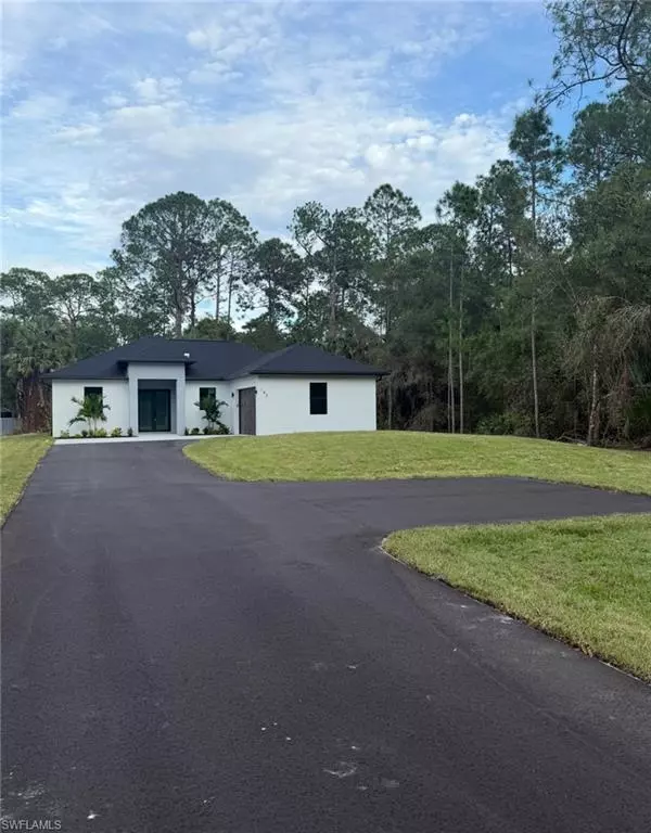 Naples, FL 34120,182 10th ST NE