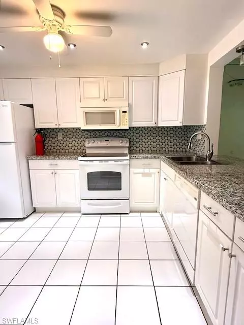 Lauderhill, FL 33319,3910 INVERRARY BLVD #407-B