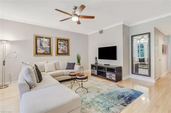 Naples, FL 34102,401 Bayfront PL #3303
