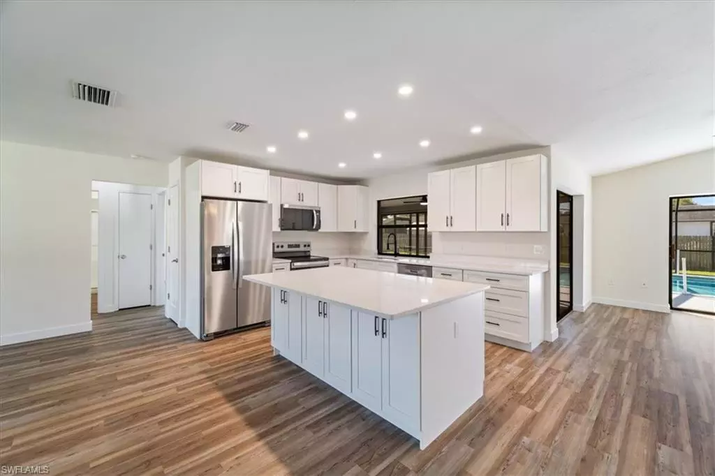 Fort Myers, FL 33967,8072 Pennsylvania BLVD