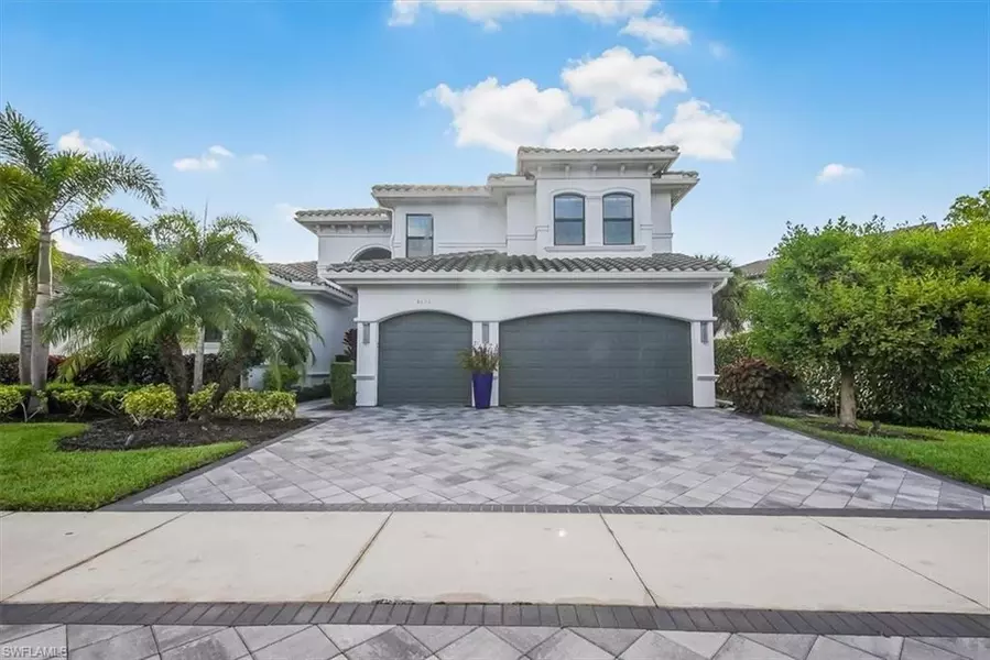 4616 Azalea DR, Naples, FL 34119