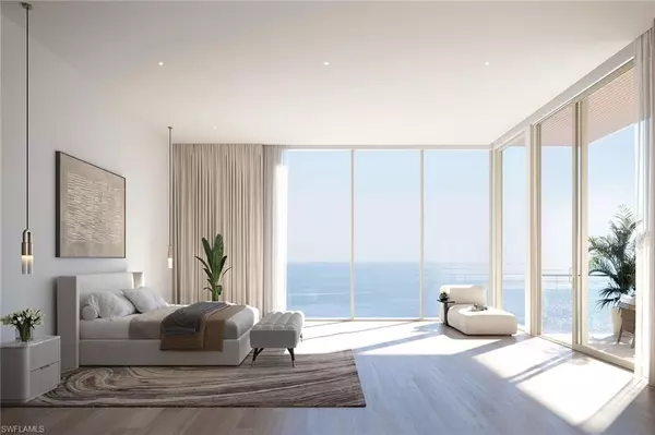 Naples, FL 34102,1121 GULF SHORE BLVD N #2S