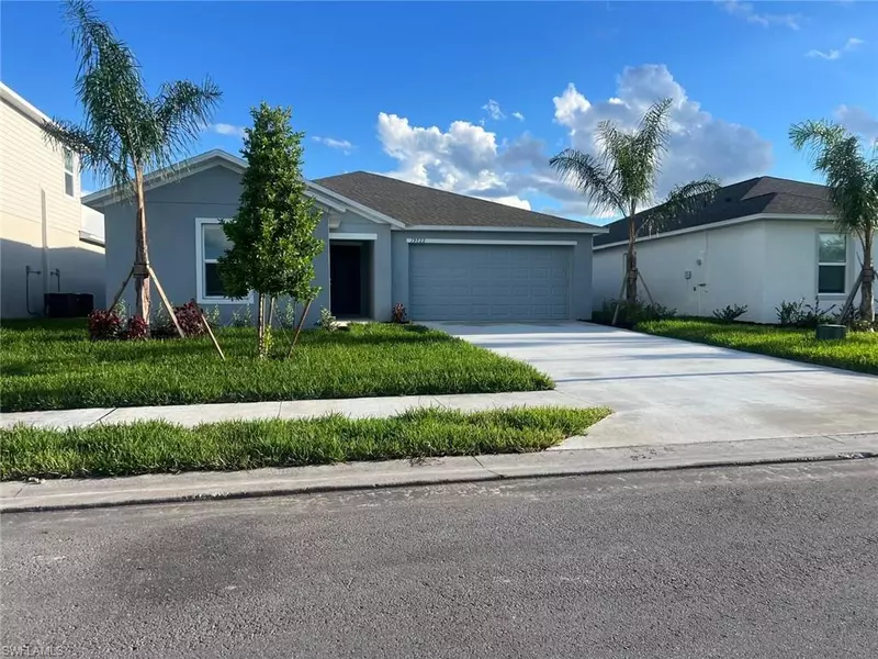 19722 Lavender Field CT, Lehigh Acres, FL 33974