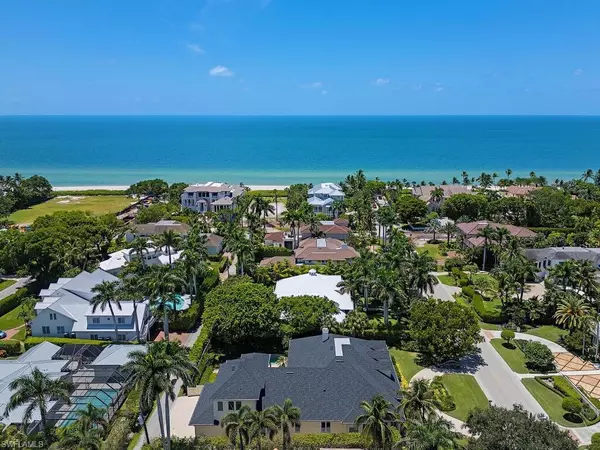 Naples, FL 34102,194 4th AVE N