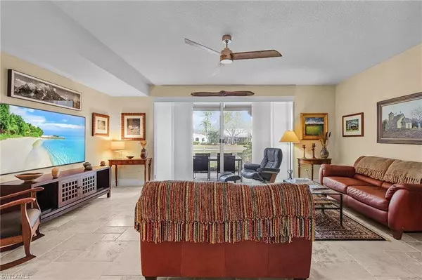 Naples, FL 34119,5677 Cove CIR #47