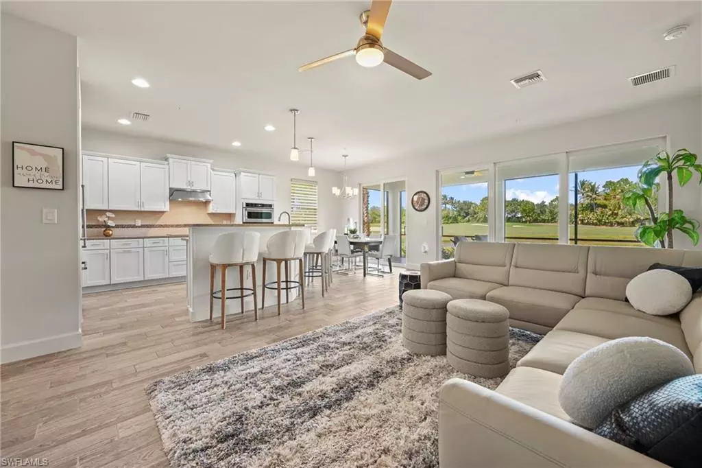 Fort Myers, FL 33913,10231 Glastonbury CIR #101