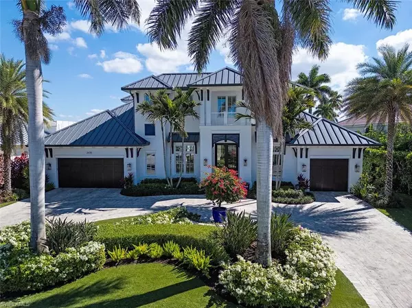 Naples, FL 34102,2135 SNOOK DR