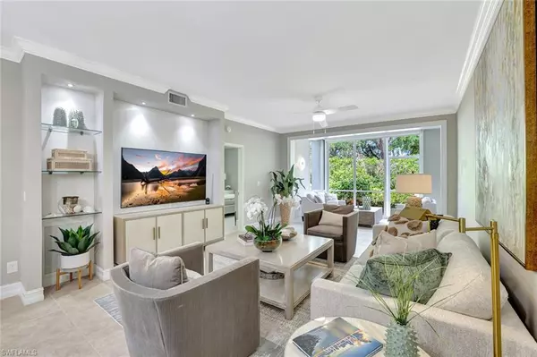 7087 Barrington CIR #101, Naples, FL 34108