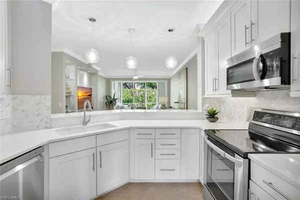 Naples, FL 34108,7087 Barrington CIR #101