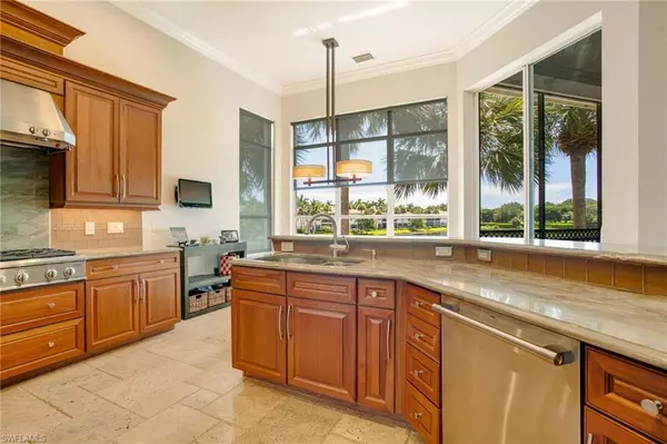 Naples, FL 34110,15547 Monterosso LN #201