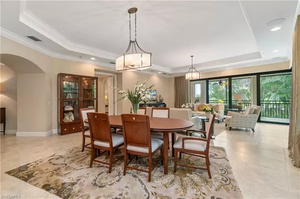 Naples, FL 34109,2550 Marquesa Royale LN #8-101
