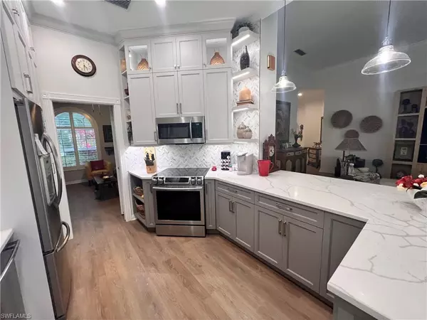 Naples, FL 34114,7651 Hernando CT