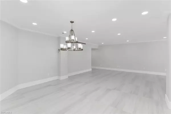 Marco Island, FL 34145,220 S Collier BLVD #905