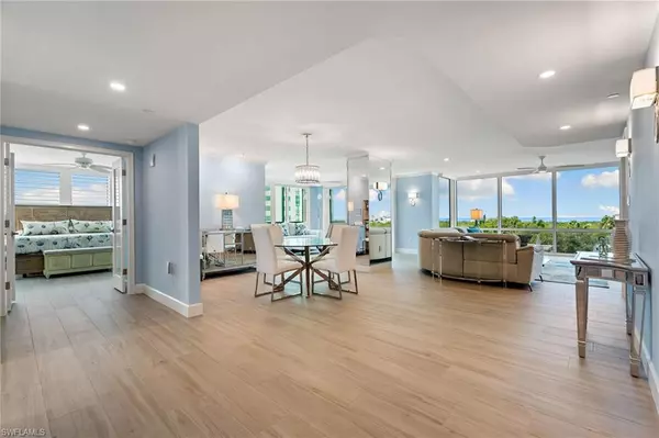 Naples, FL 34108,7515 Pelican Bay BLVD #5A