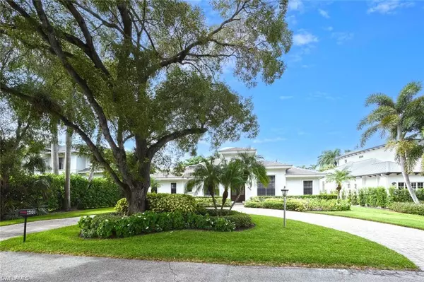 600 6th AVE N, Naples, FL 34102