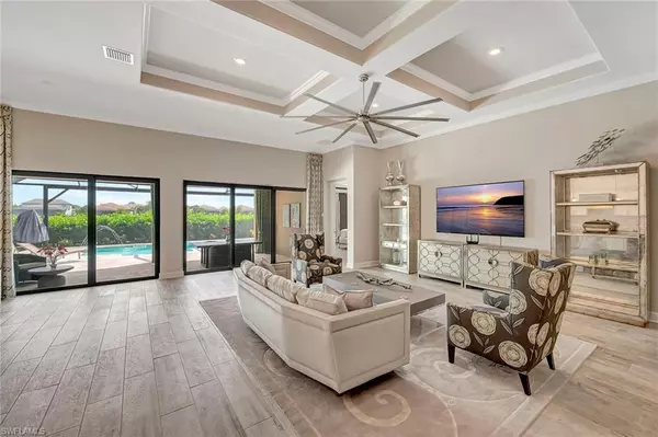 Naples, FL 34120,9574 Everglades DR