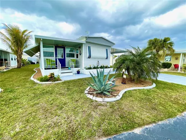 Fort Myers, FL 33908,220 Derwent BLVD