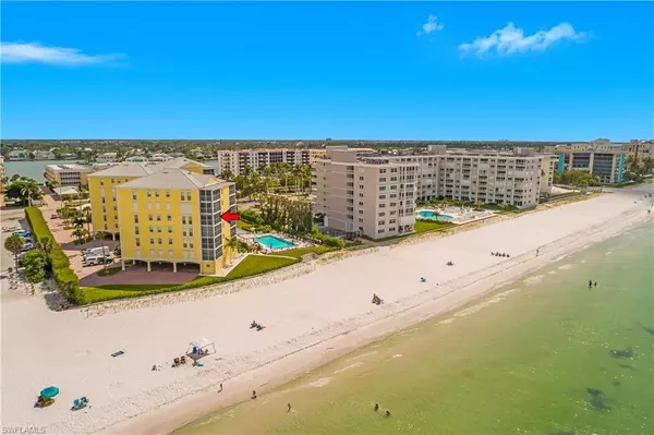 Naples, FL 34103,3483 Gulf Shore BLVD N #401