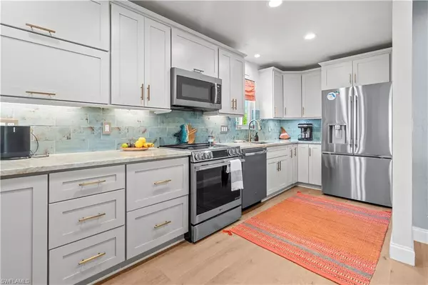 Bonita Springs, FL 34134,6008 Cypress LN