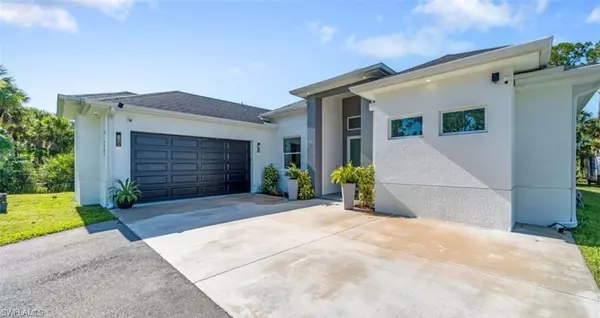 Naples, FL 34117,3502 40th AVE SE