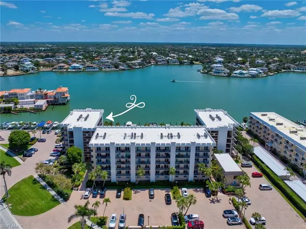 3500 Gulf Shore BLVD N #402, Naples, FL 34103