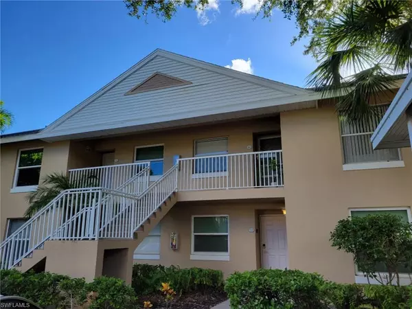 144 Pebble Shores DR #9, Naples, FL 34110