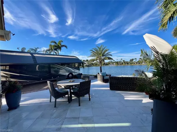 Naples, FL 34114,4601 Southern Breeze DR
