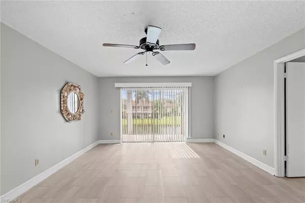 Fort Myers, FL 33919,6184 Michelle WAY #243