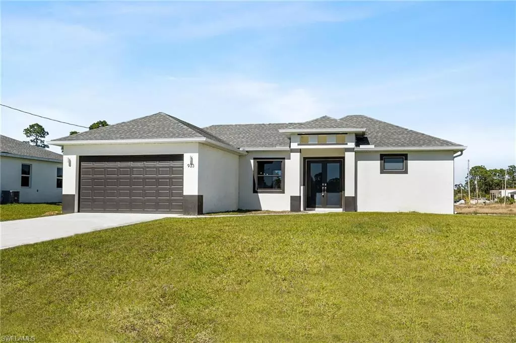 Lehigh Acres, FL 33974,933 Gleason ST