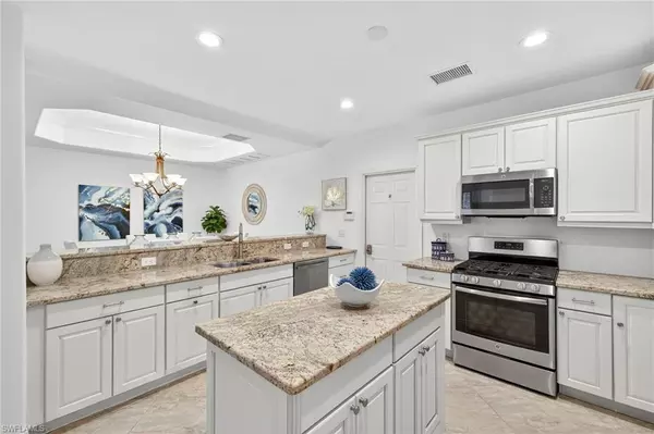 Naples, FL 34109,2850 TIBURON BLVD E #101