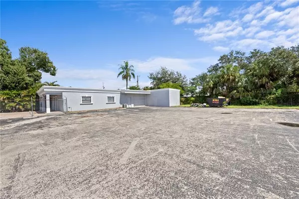 North Fort Myers, FL 33903,1206 Pondella CIR