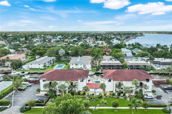 Naples, FL 34102,1400 Blue Point AVE #202