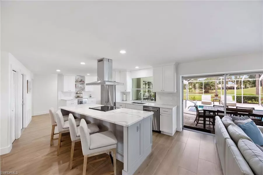 9905 Treasure Cay LN, Bonita Springs, FL 34135