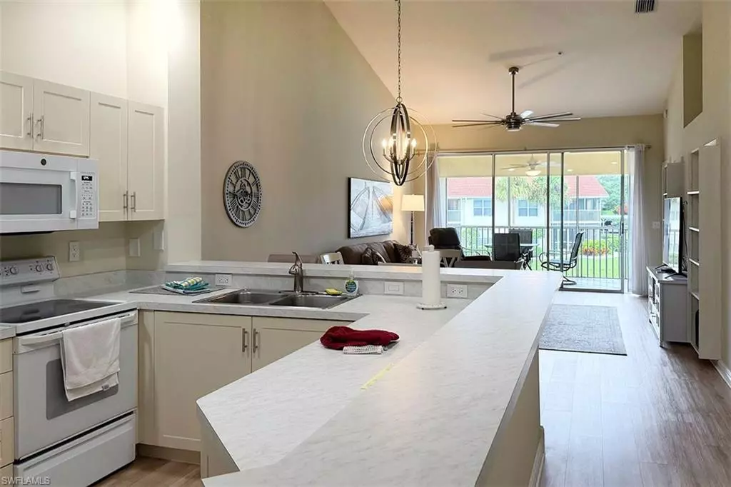 Naples, FL 34110,5035 Cedar Springs DR #203