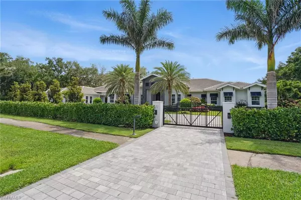 Naples, FL 34108,830 Cassena RD