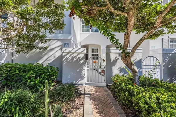 8380 Excalibur CIR #H2, Naples, FL 34108